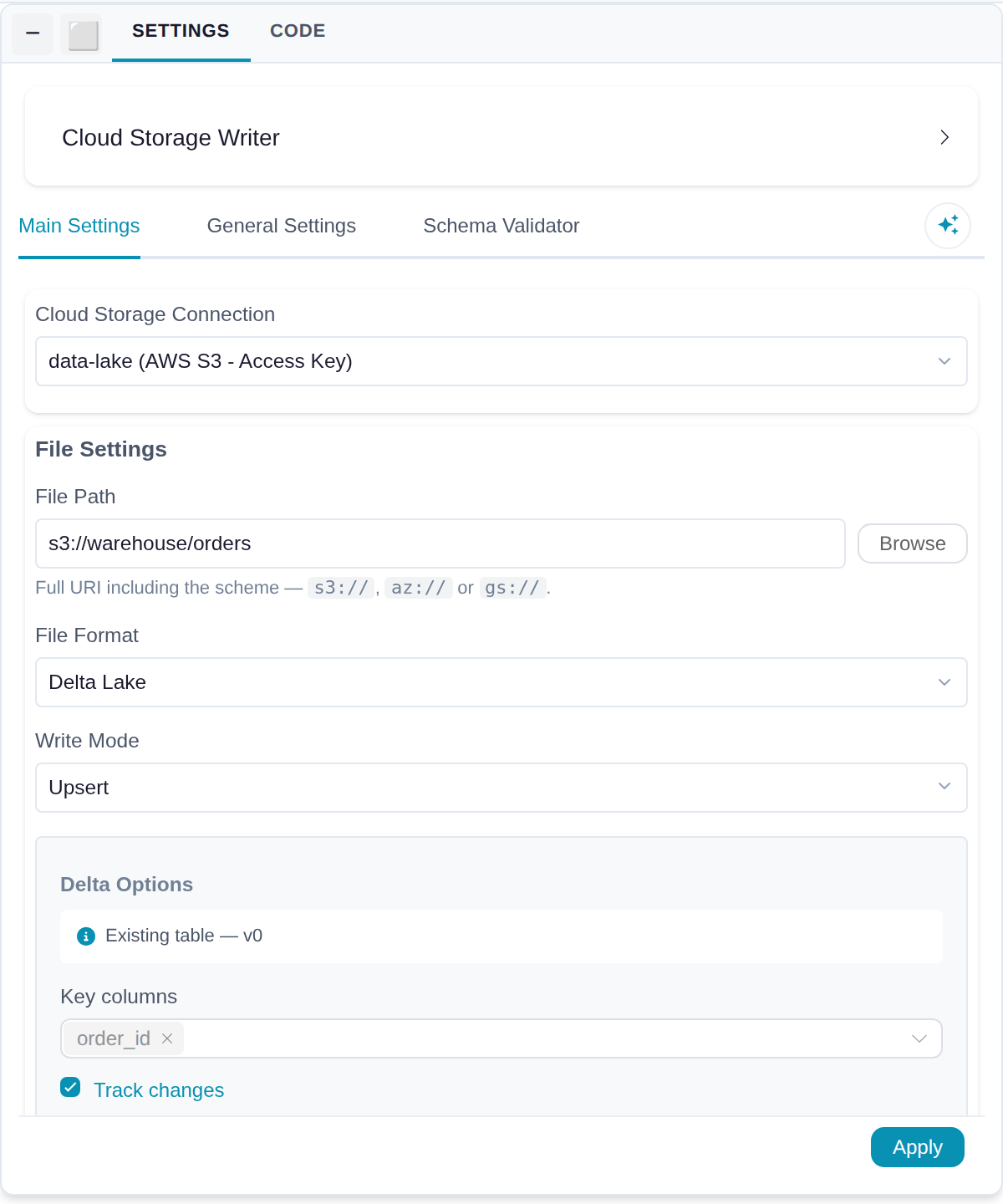Write to cloud provider settings: the data-lake S3 connection, path s3://warehouse/orders, Delta Lake format, Write Mode set to Upsert, Delta Options reporting an existing table at v0, order_id as the key column, and Track changes ticked